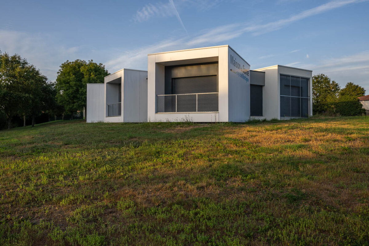 Réalisations MAISON MEDICALE DGA Architectes